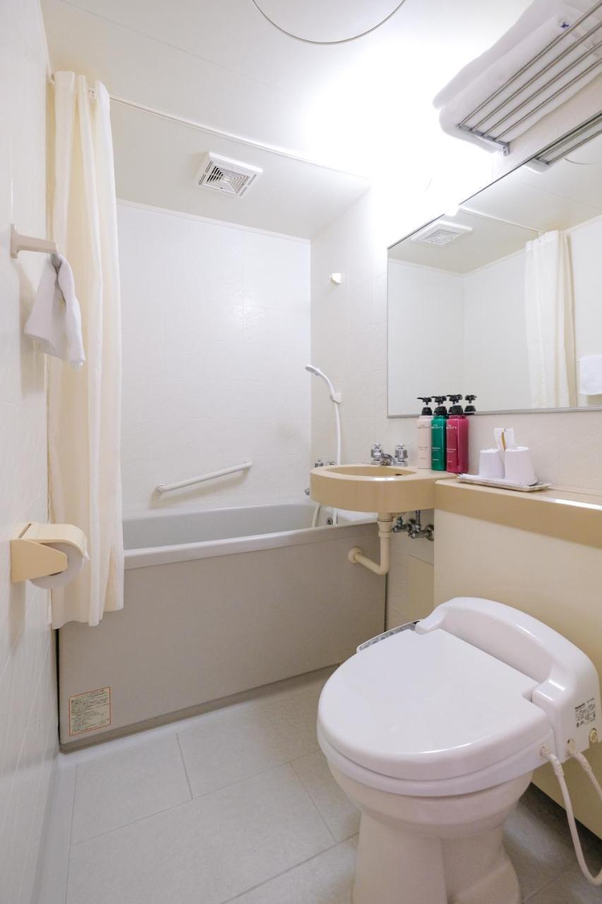 Hotel Maruki Naha Kültér fotó